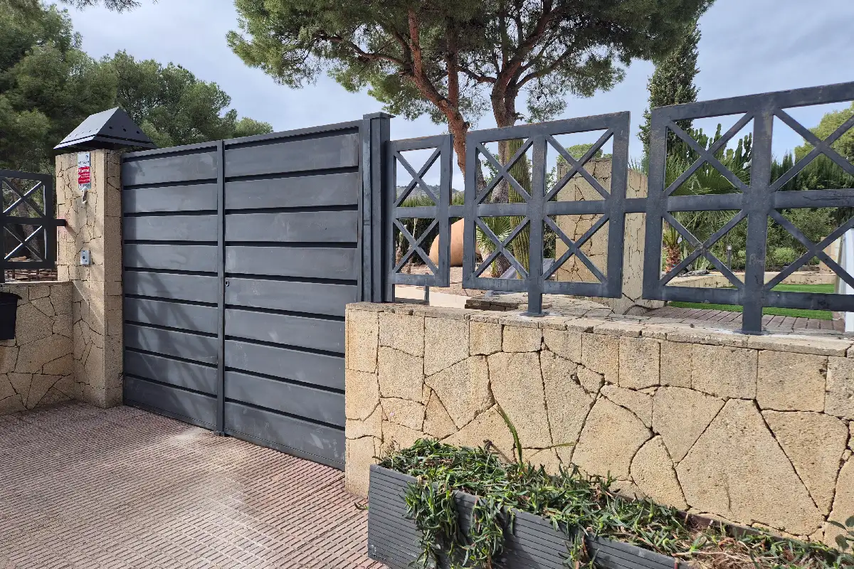 Estructura metálica en Alhama de Murcia