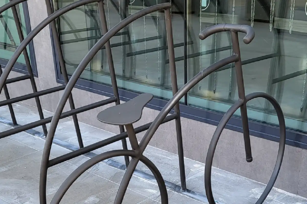 Trabajo de cerrajería en hierro y acero inoxidable 2