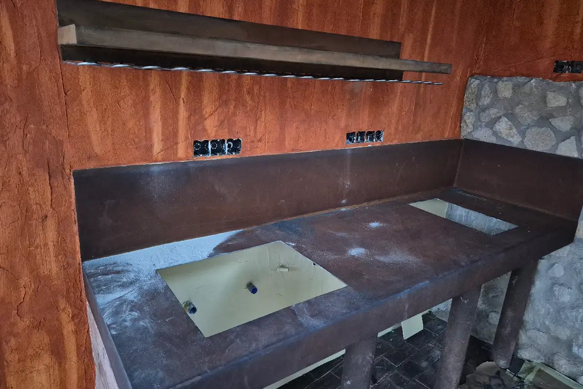 Trabajo de cerrajería en hierro y acero inoxidable 3