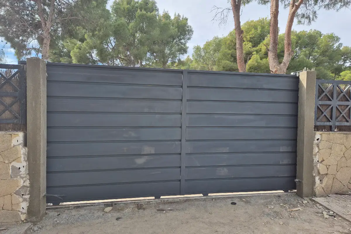 Cerrajería metálica en Alhama de Murcia